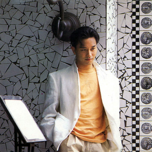 警花在办公室里给局长口交做爱视频
