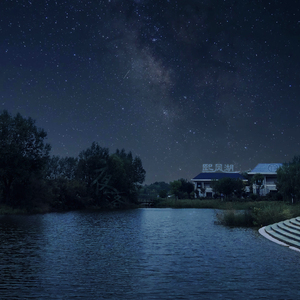 警花在办公室里给局长口交做爱视频
